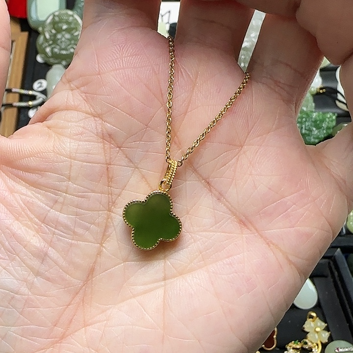 颈饰银S925镶嵌和田玉