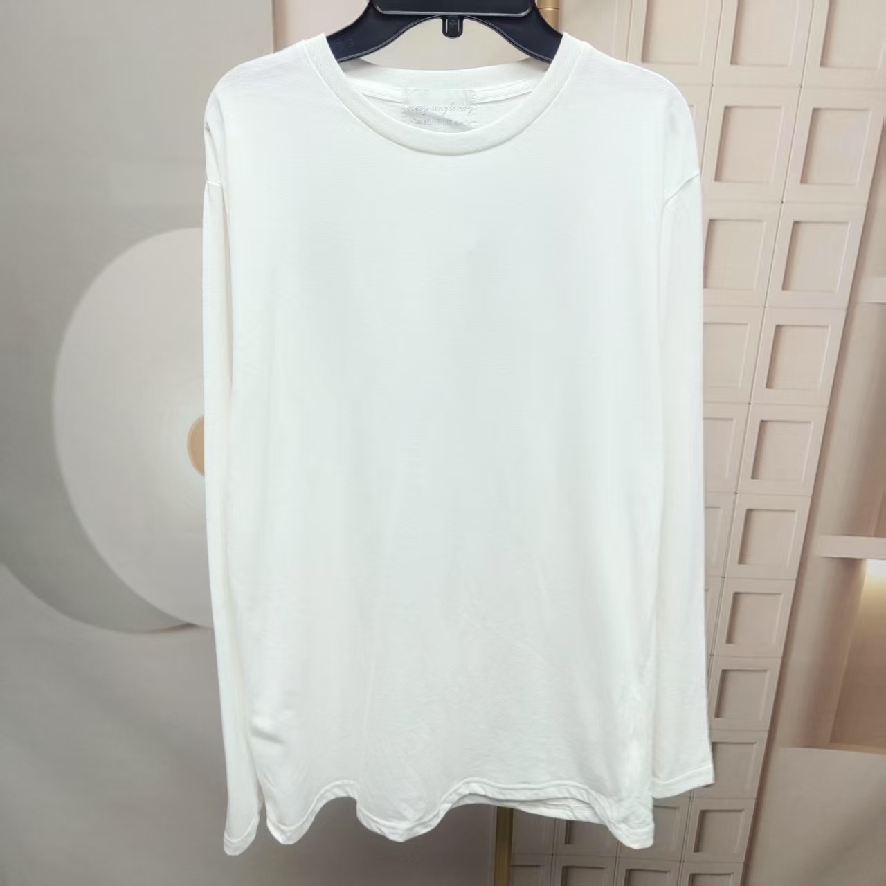 A1045    男女同款长袖打底舒适百搭简约