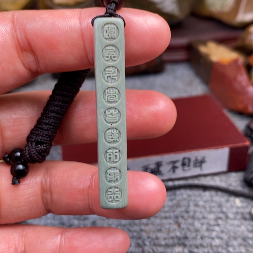 【闪购商品】原石雕刻手把件