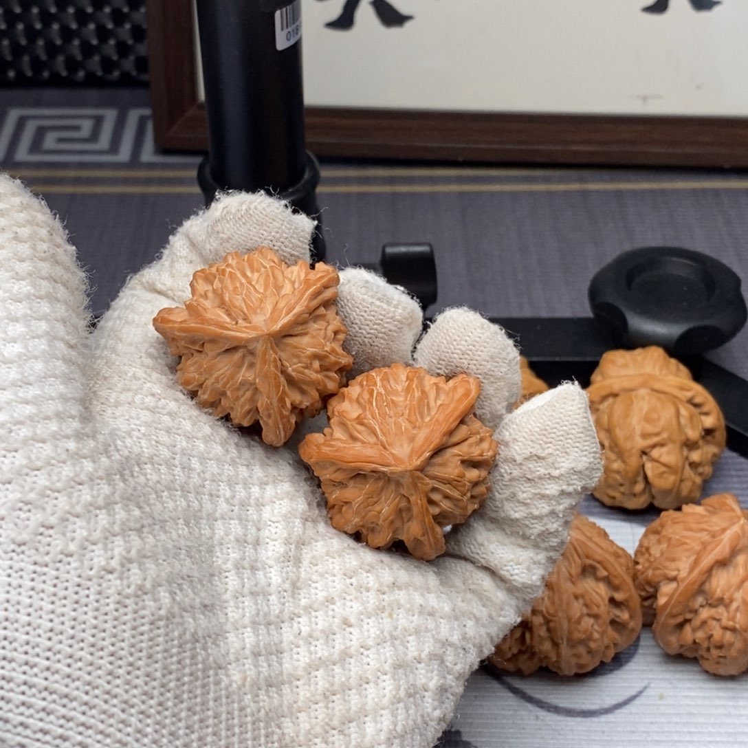 文玩核桃把件全品无修39尺盘山三棱奔驰