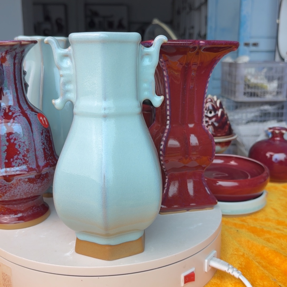 摆件郑家钧瓷摆件