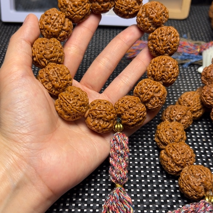 金刚菩提手串23尺寸五抓梅花