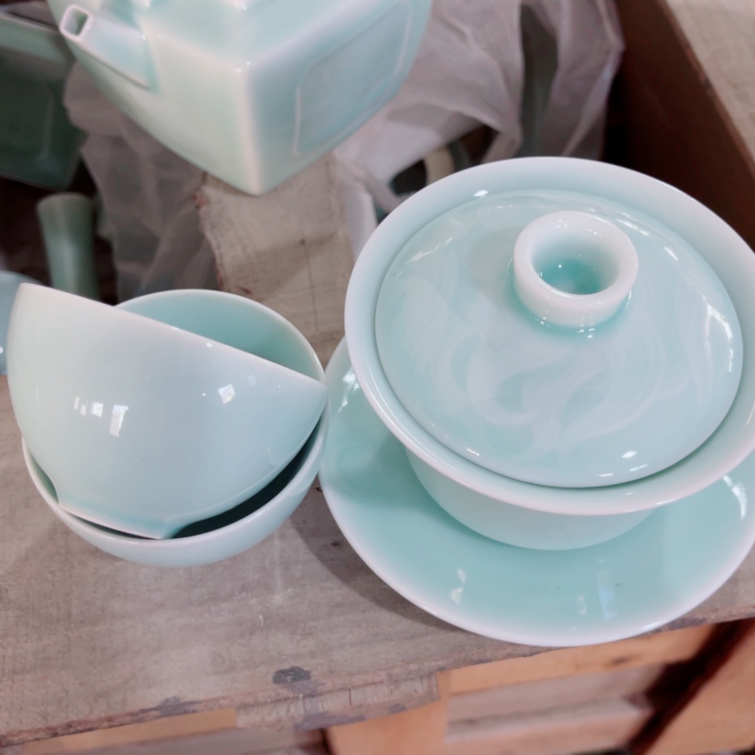 叶***哈哈哈哈哈哈哈哈哈碗优等