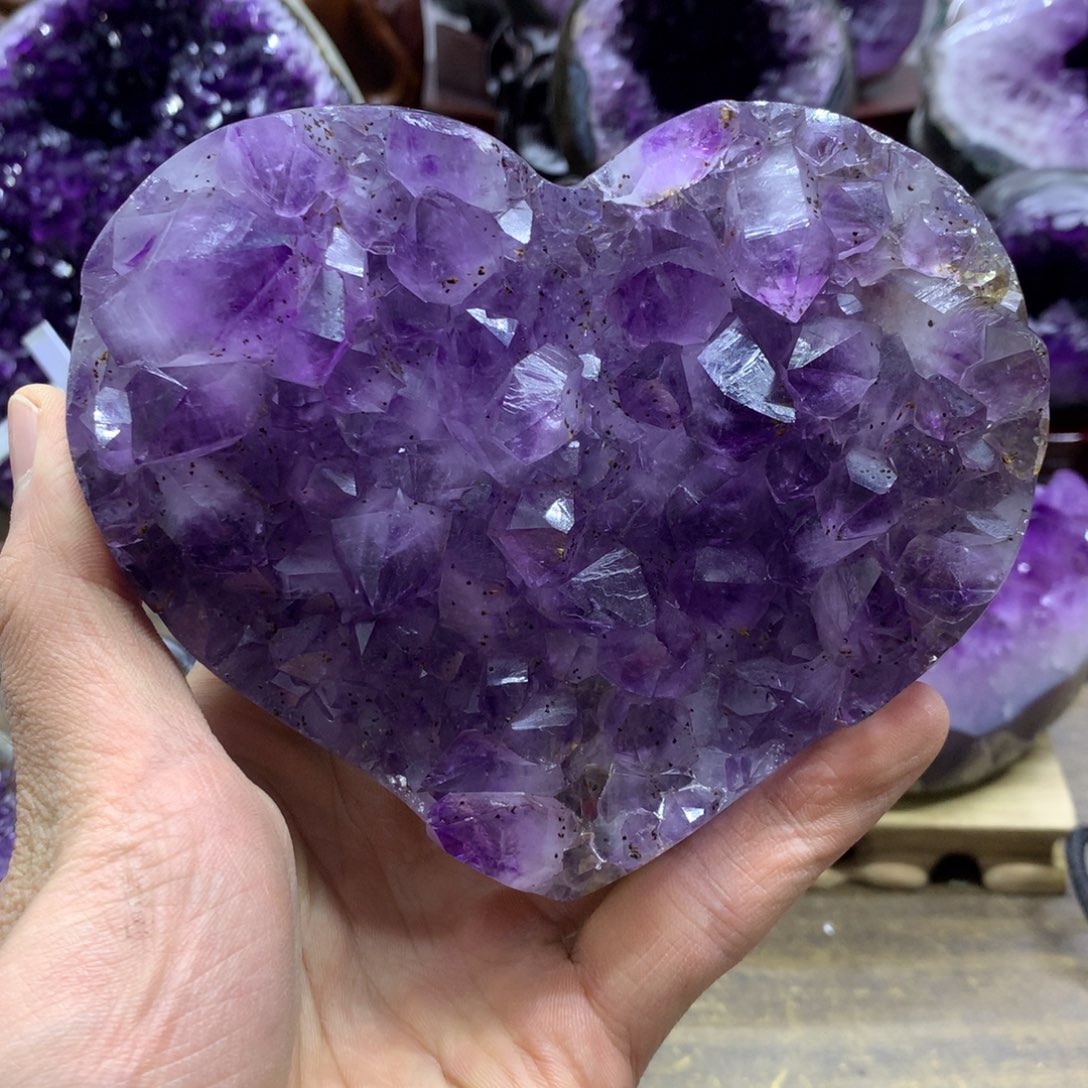 紫晶大型摆件（非配饰）未镶嵌