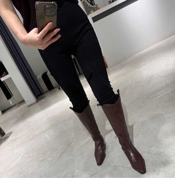 二美女装——弹力小黑裤