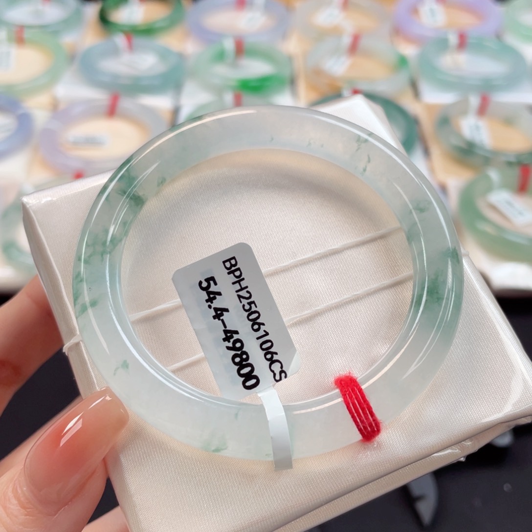 翡翠手镯未镶嵌54.4精致荧光棒飘绿花19号