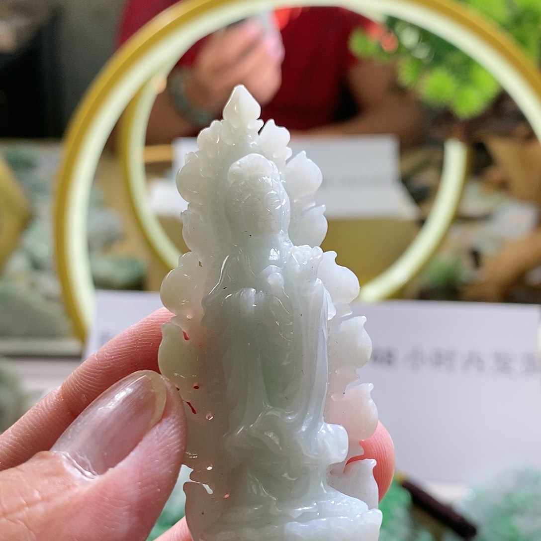 【闪购商品】翡翠颈饰未镶嵌11111111111111