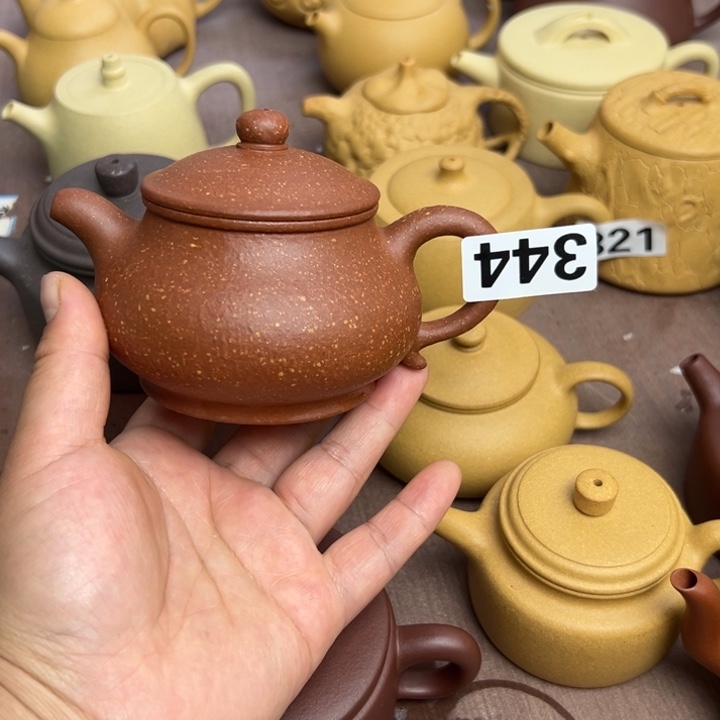 茶壶紫砂红降坡半手工220cc左右