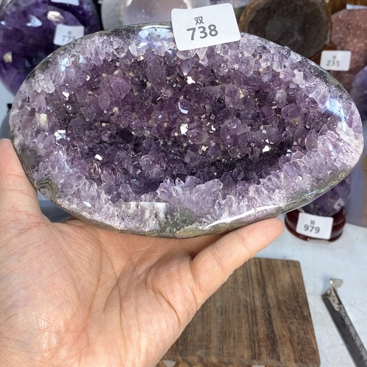 未镶嵌水晶大型摆件（非配饰）