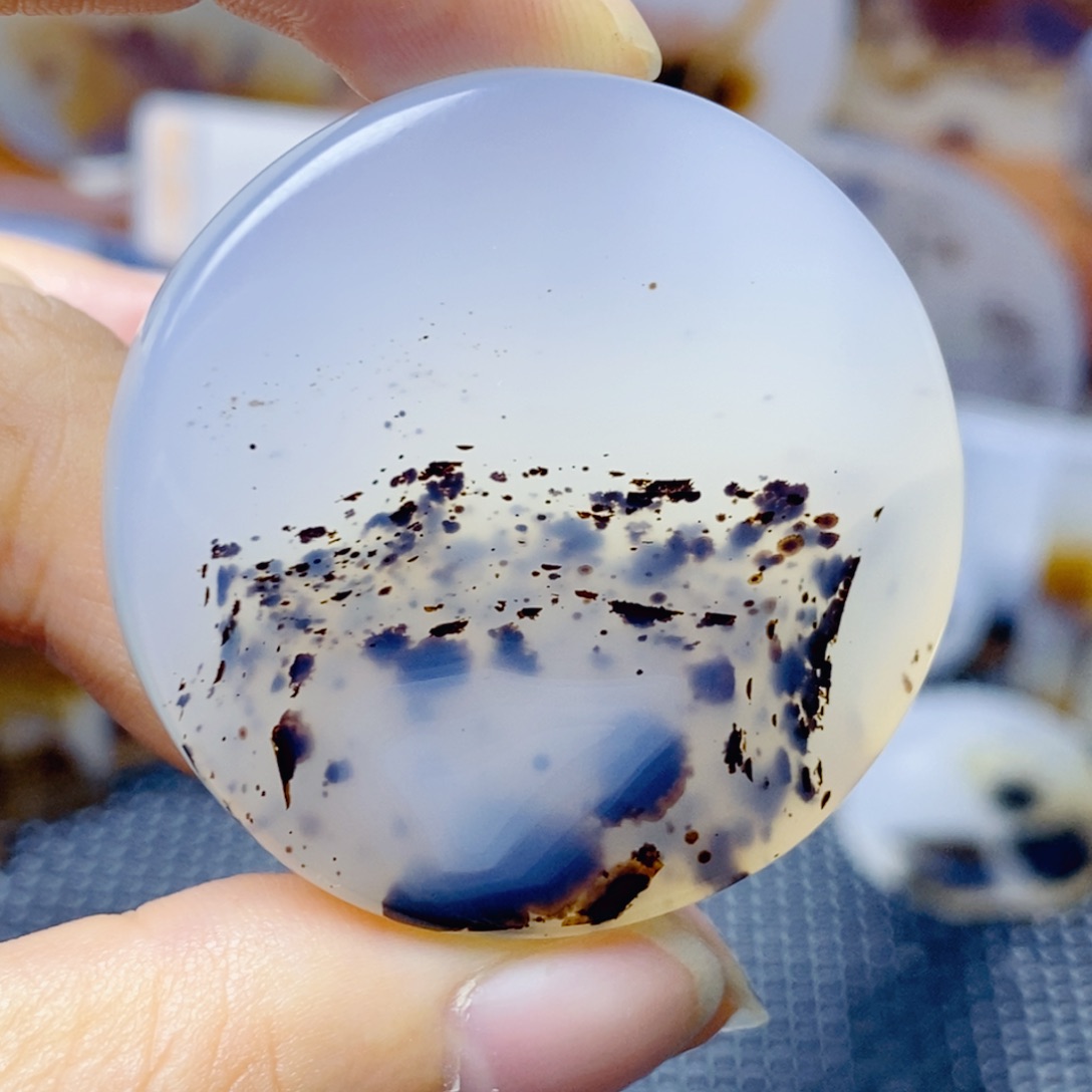 玛瑙/玉髓未镶嵌珠宝奇石