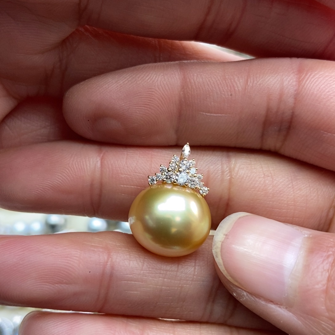 海水珍珠吊坠(不含链)18K金镶嵌