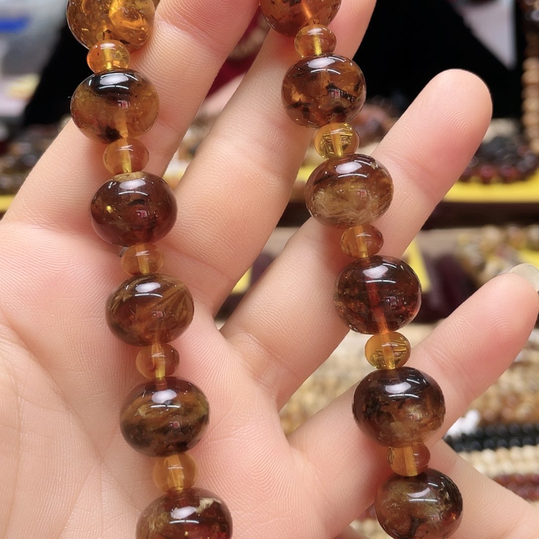 琥珀裸石未镶嵌十四10604