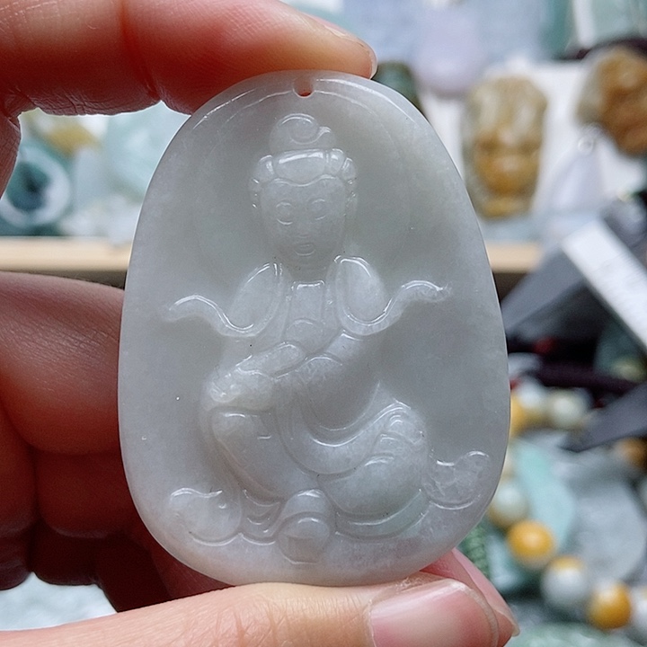 翡翠吊坠(不含链)未镶嵌翡翠