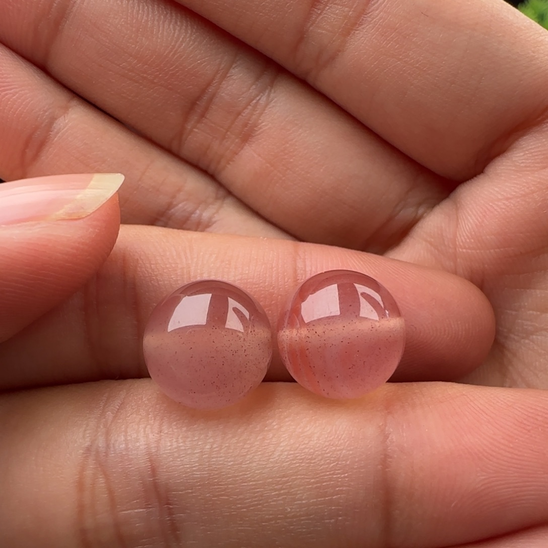 南红玛瑙未镶嵌对珠11.5带马牙和皮裂