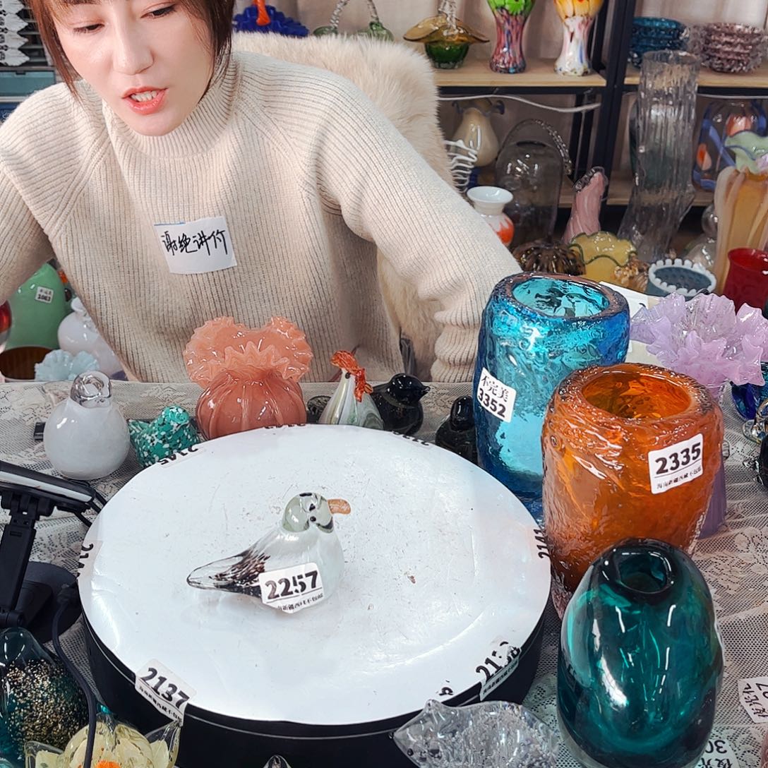 2257 鸟家悦琉璃工艺品不完美