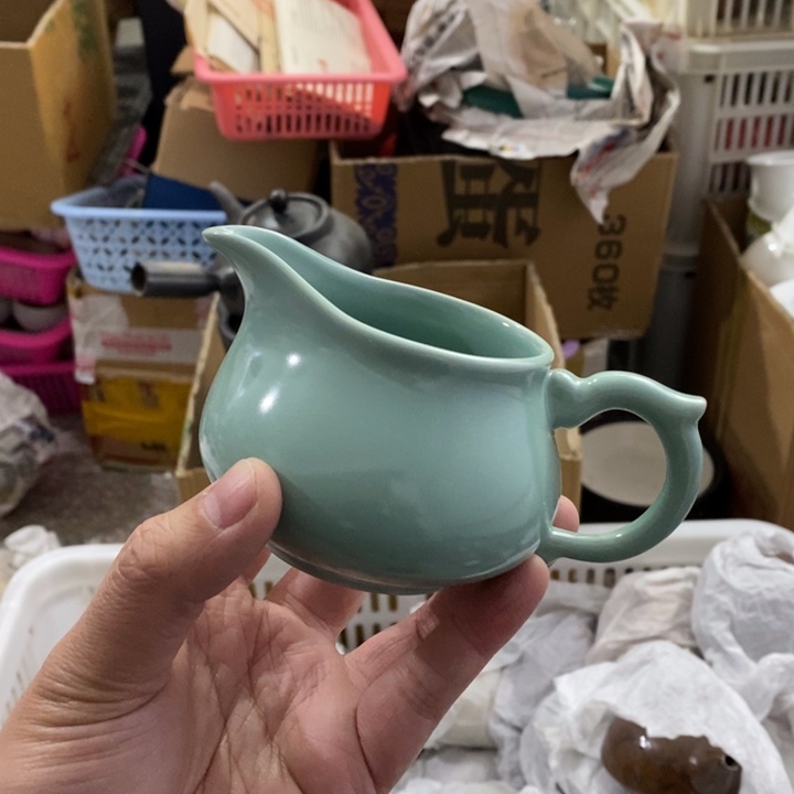 陶瓷艺术品及陶瓷壶