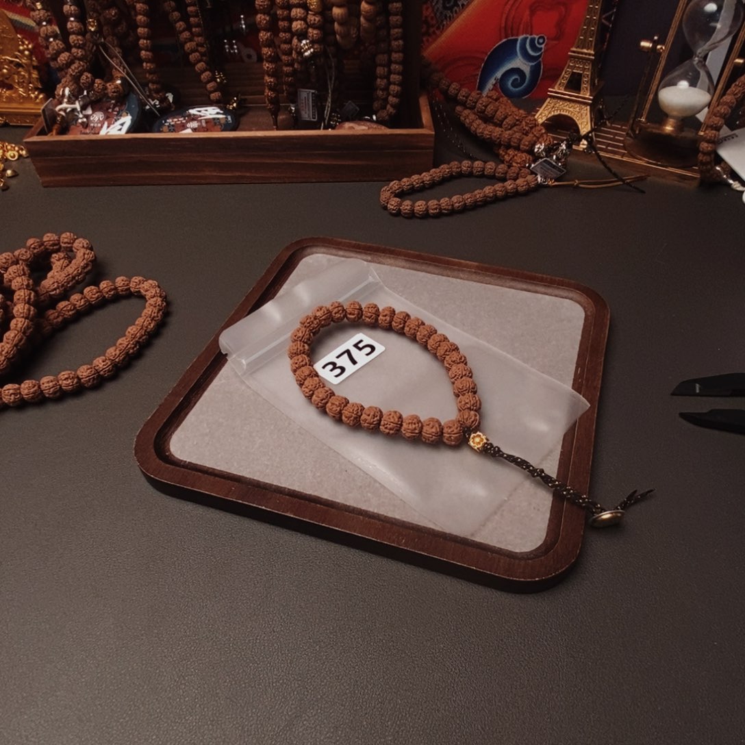 吊坠金刚菩提哦哦哦哦哦哦哦哦哦哦哦哦