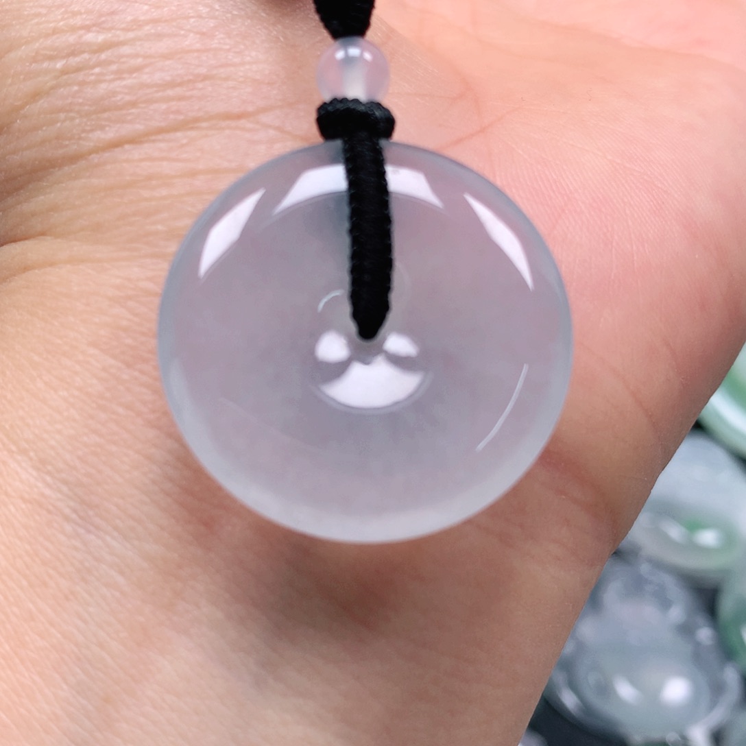 翡翠颈饰未镶嵌天然翡翠