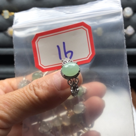 翡翠未镶嵌戒指缅甸