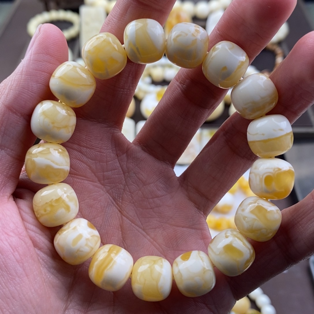 琥珀裸石未镶嵌蜜蜡吊坠项链