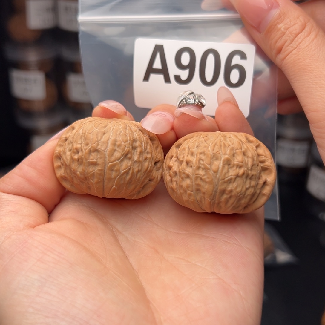 文玩核桃吊坠铁锤40全品