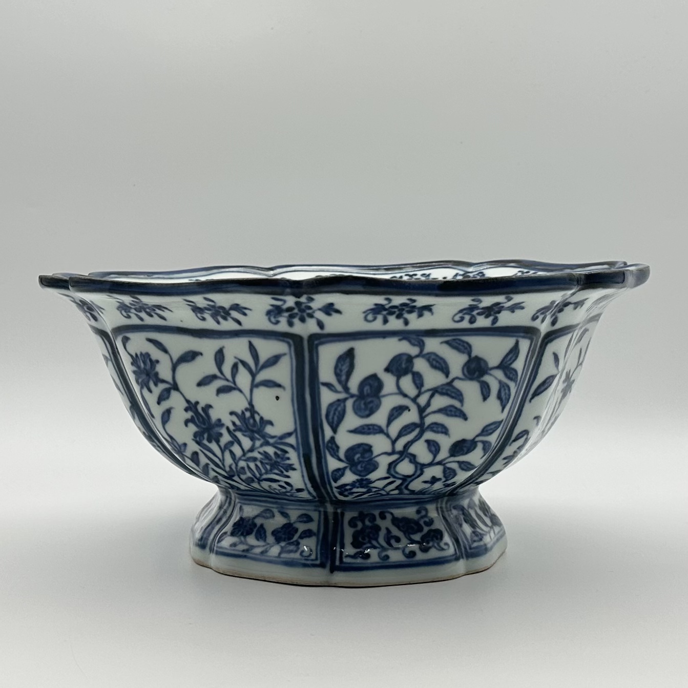 1907 明早期青花花卉菱形碗 