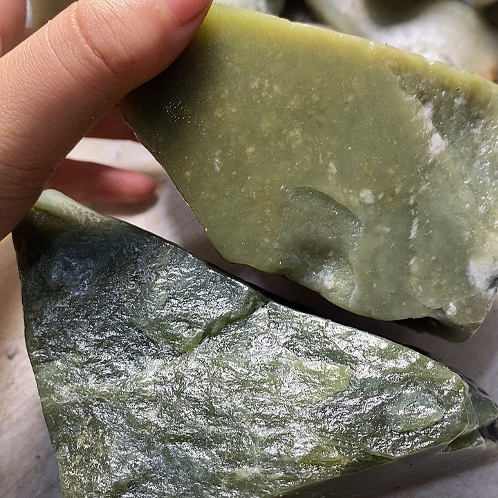 透闪石质玉珠宝半成品未镶嵌