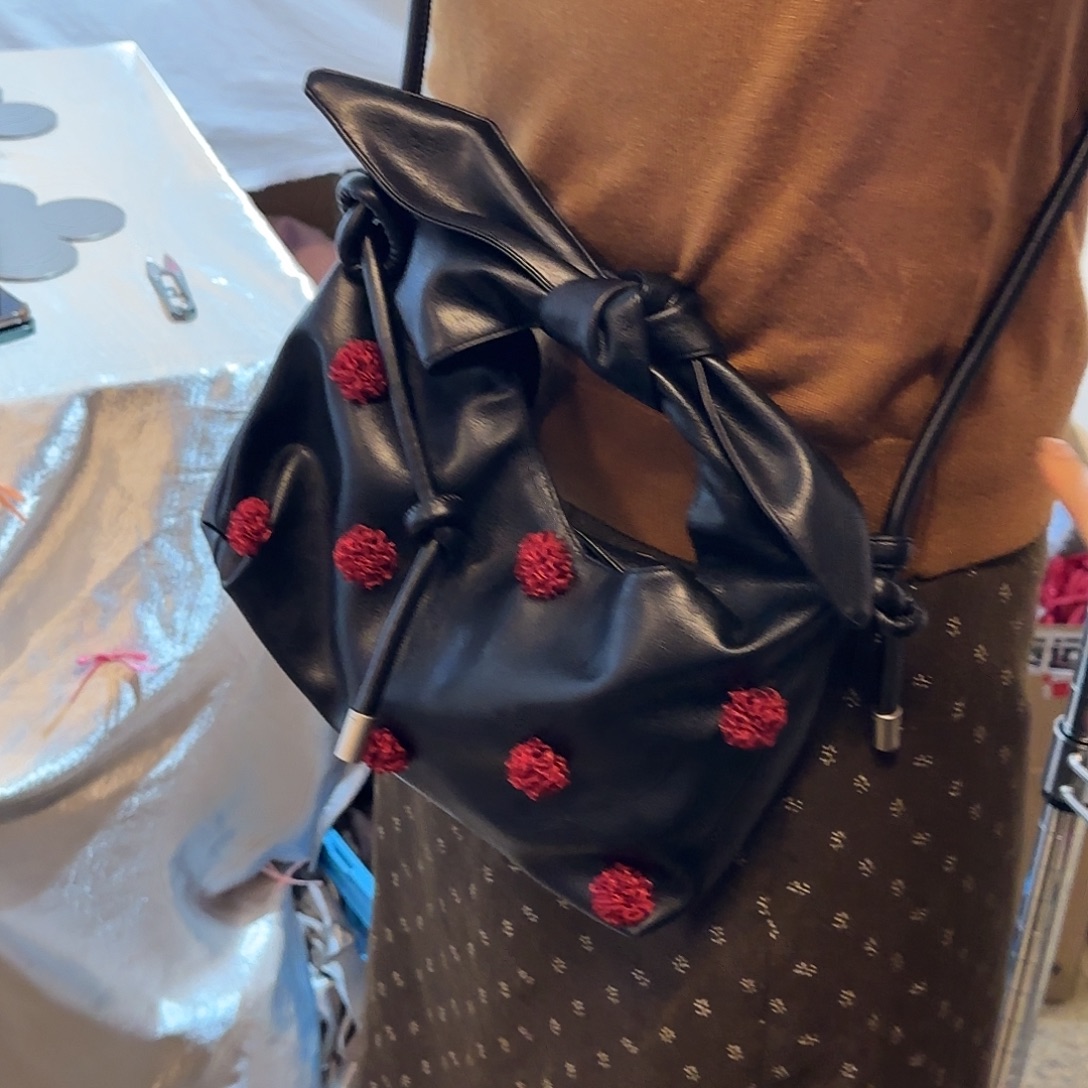 乌***i纯棉欢欢欢欢欢欢欢欢欢欢欢欢哈