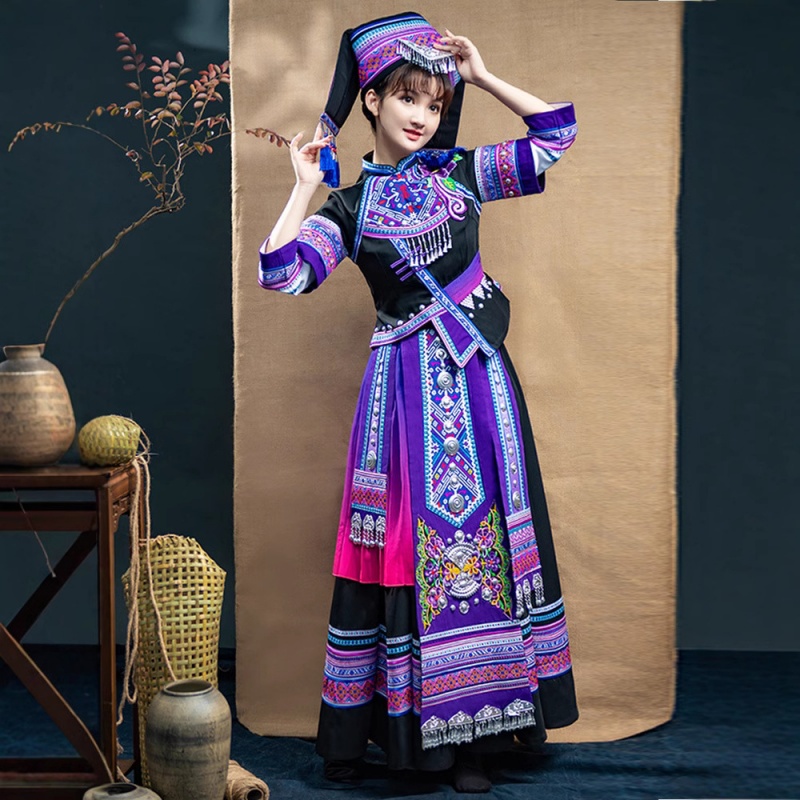 新款三月三壮族服装女成人广西少数民族传统服饰旅拍舞蹈演出套装