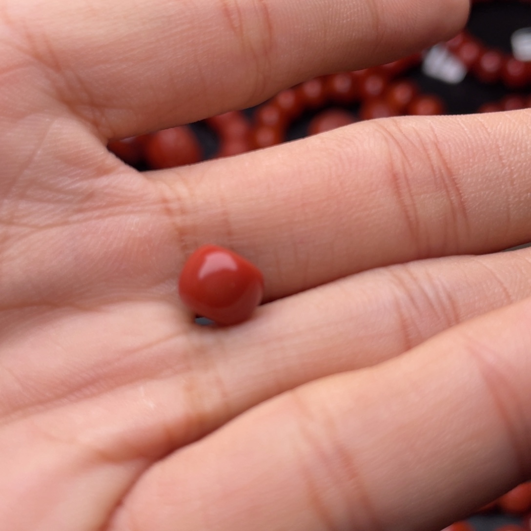 蔡***m南红玛瑙未镶嵌手串H8mm满肉老型