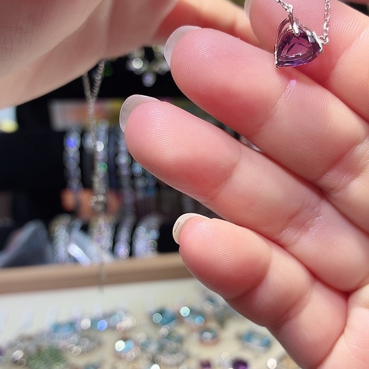 银S925镶嵌颈饰紫晶