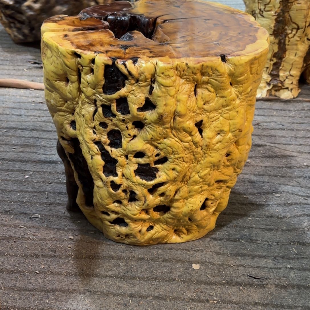 晨***星龙纹鸡心枣木手工艺品 