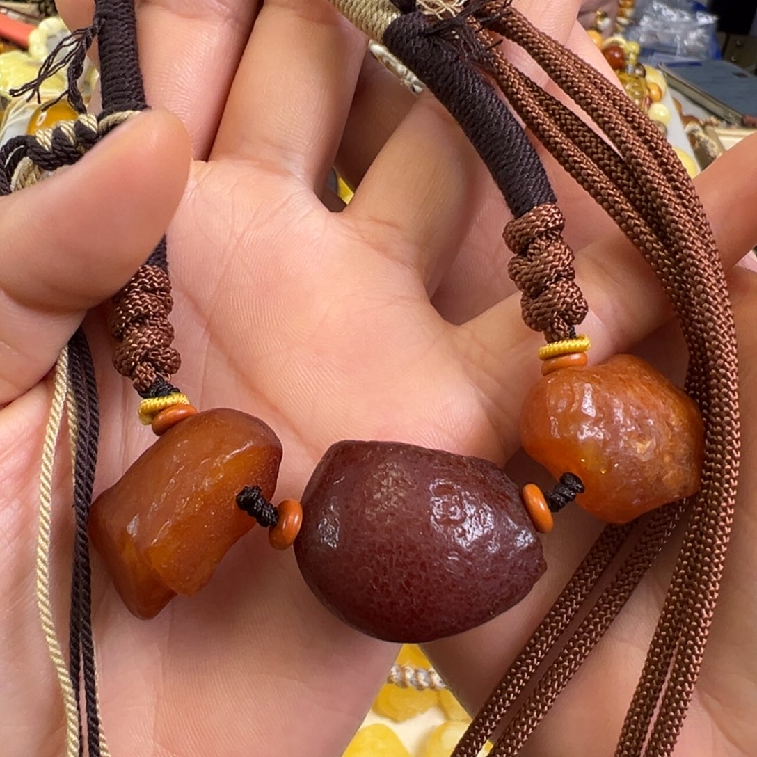 未镶嵌蜜蜡裸石蜜蜡