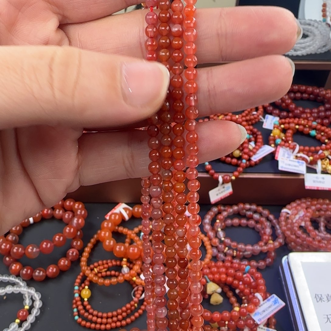 南红玛瑙未镶嵌手链