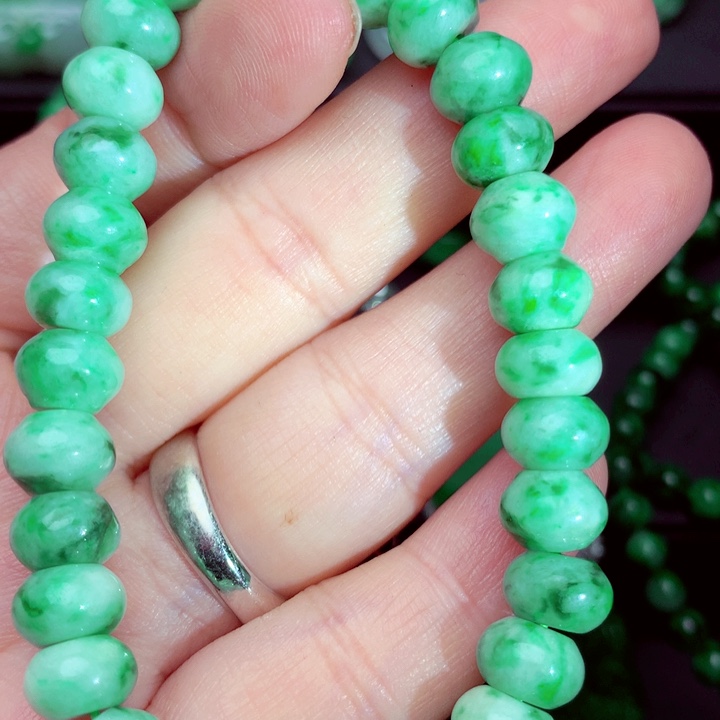 翡翠未镶嵌毛衣链