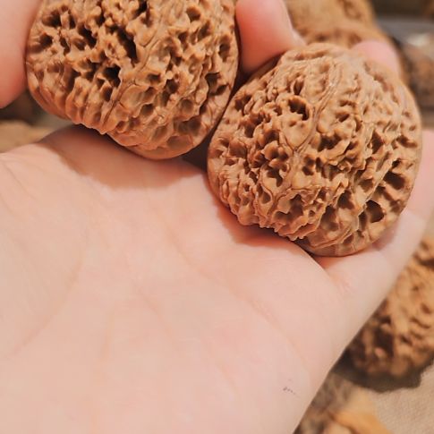 文玩核桃吊坠41.5南疆