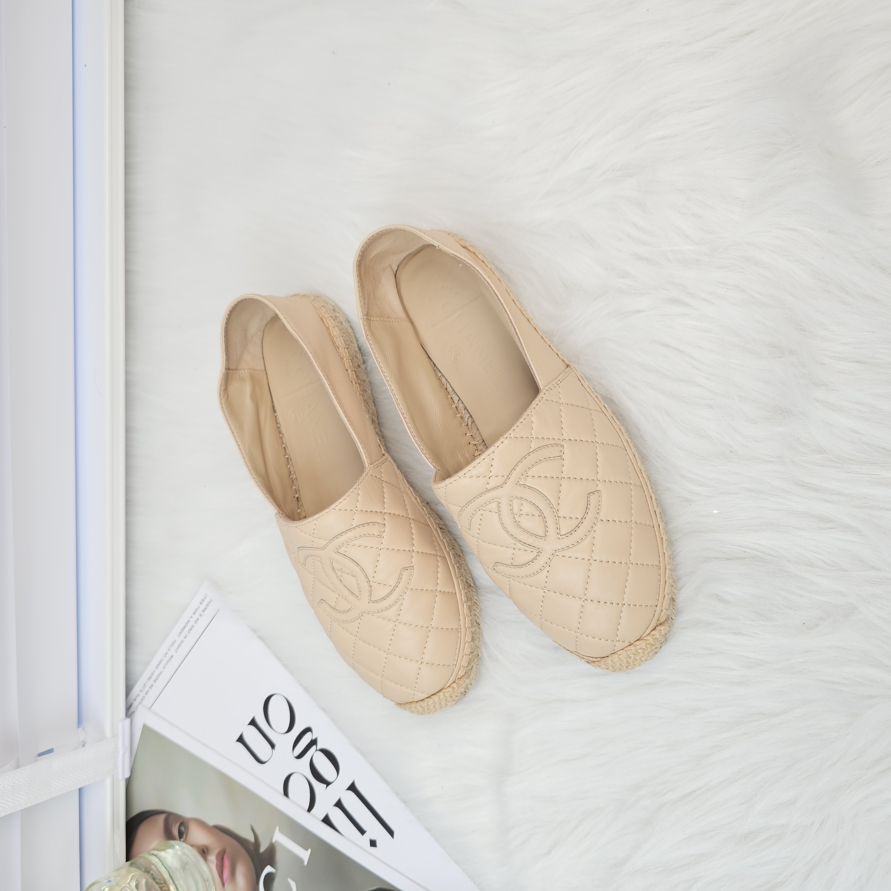 99新 Chanel/香奈儿 香奈儿渔夫鞋奶油色37码公价7.5k /6078