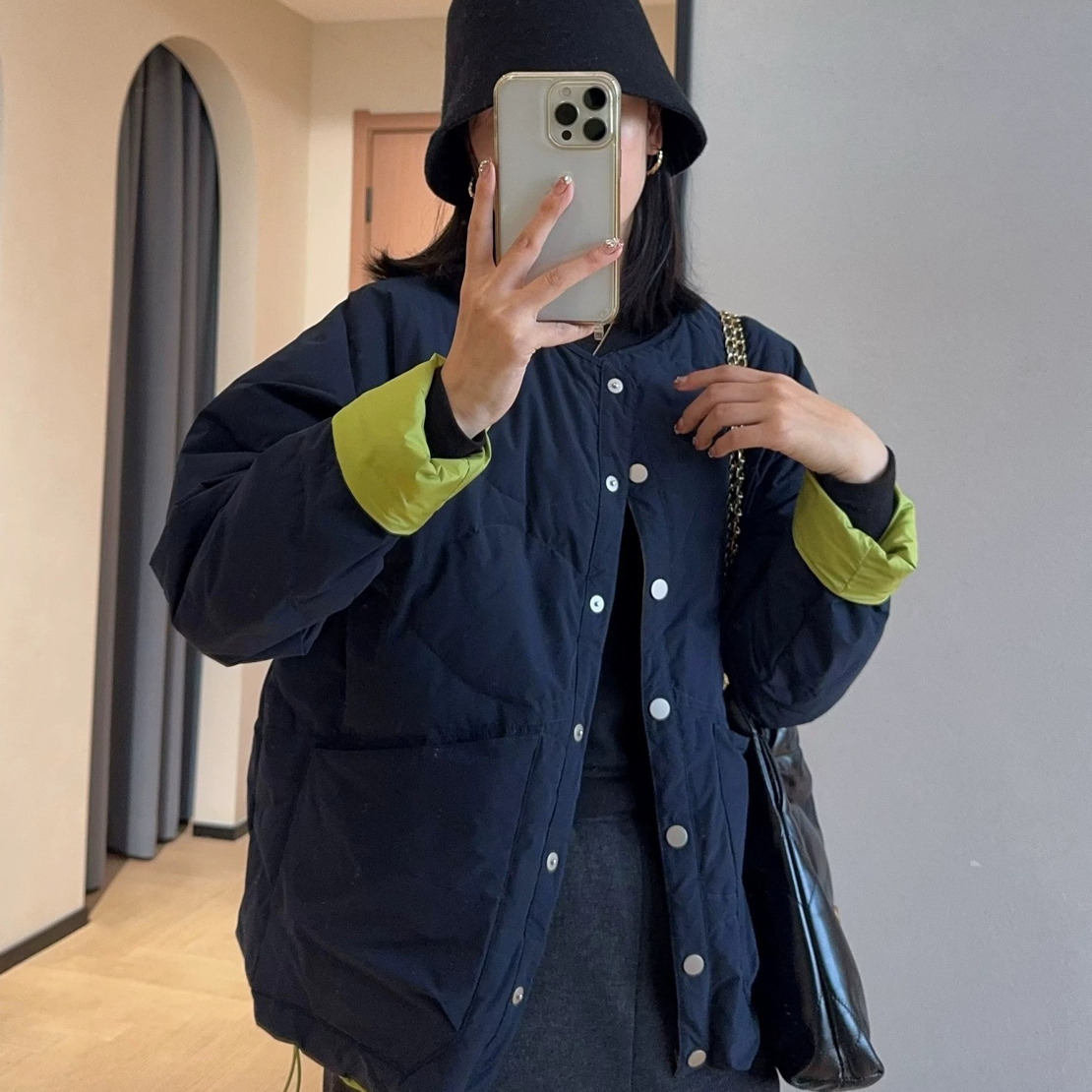 温暖显瘦90白鹅绒两面穿撞色三防圆领羽绒服外套女2025冬