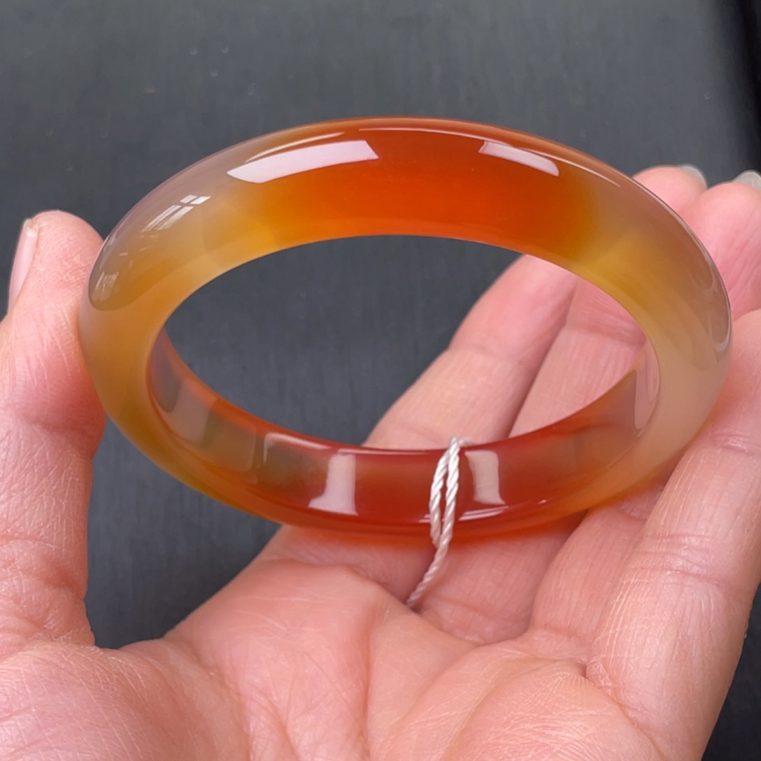 玛瑙/玉髓手镯未镶嵌56圈口