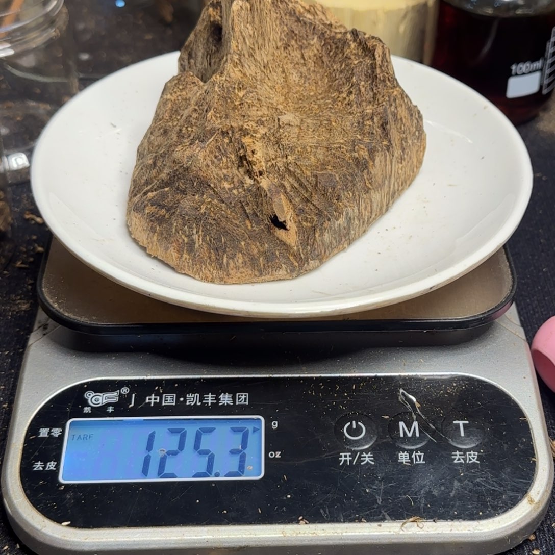 沉香碎屑沉香海南天然沉香125克