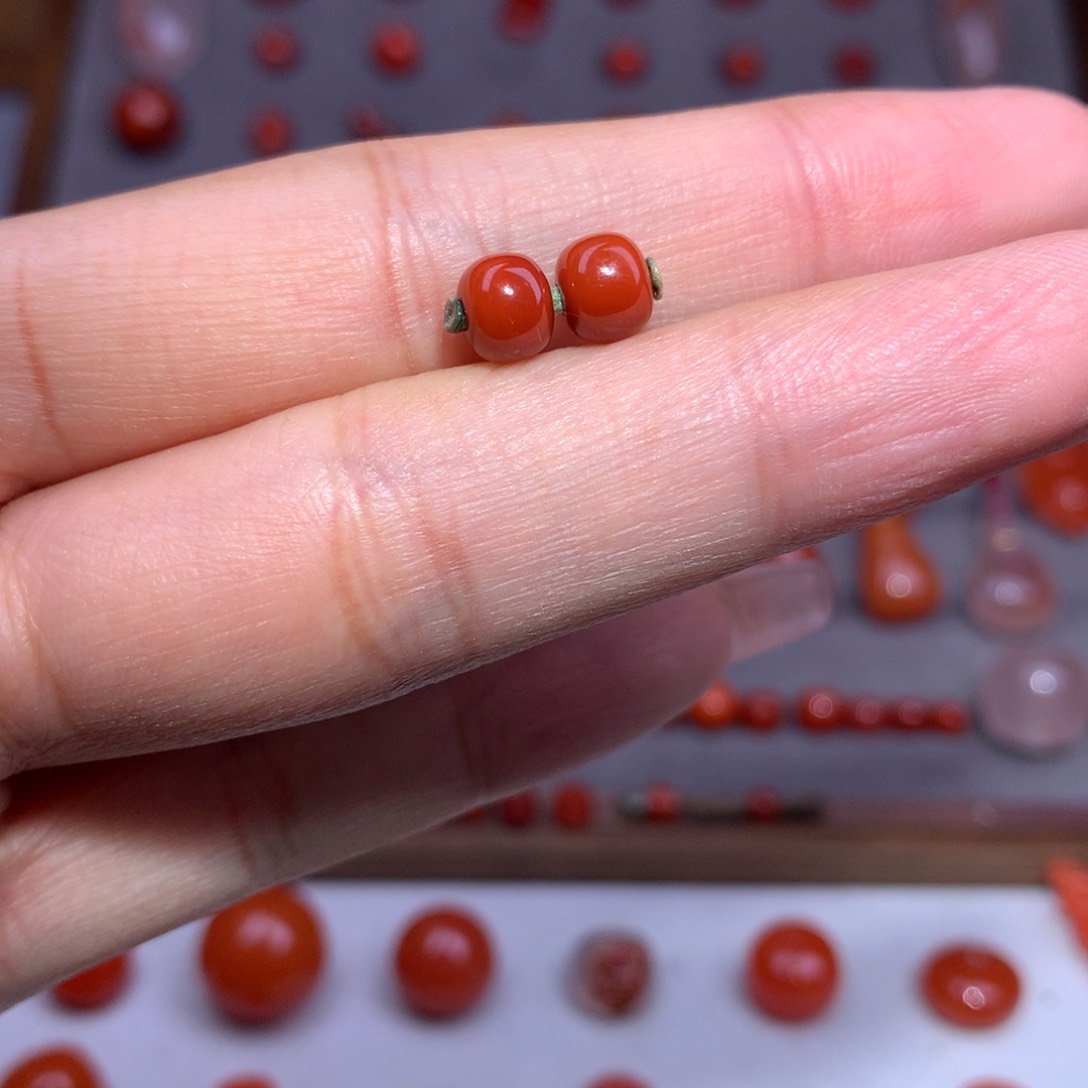 南红玛瑙满肉玫红对珠未镶嵌6.2×5.2