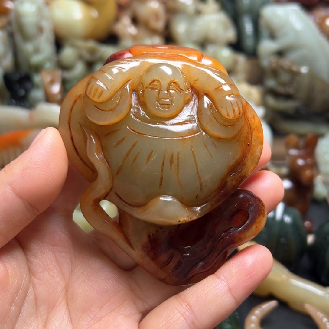 和田玉颈饰未镶嵌