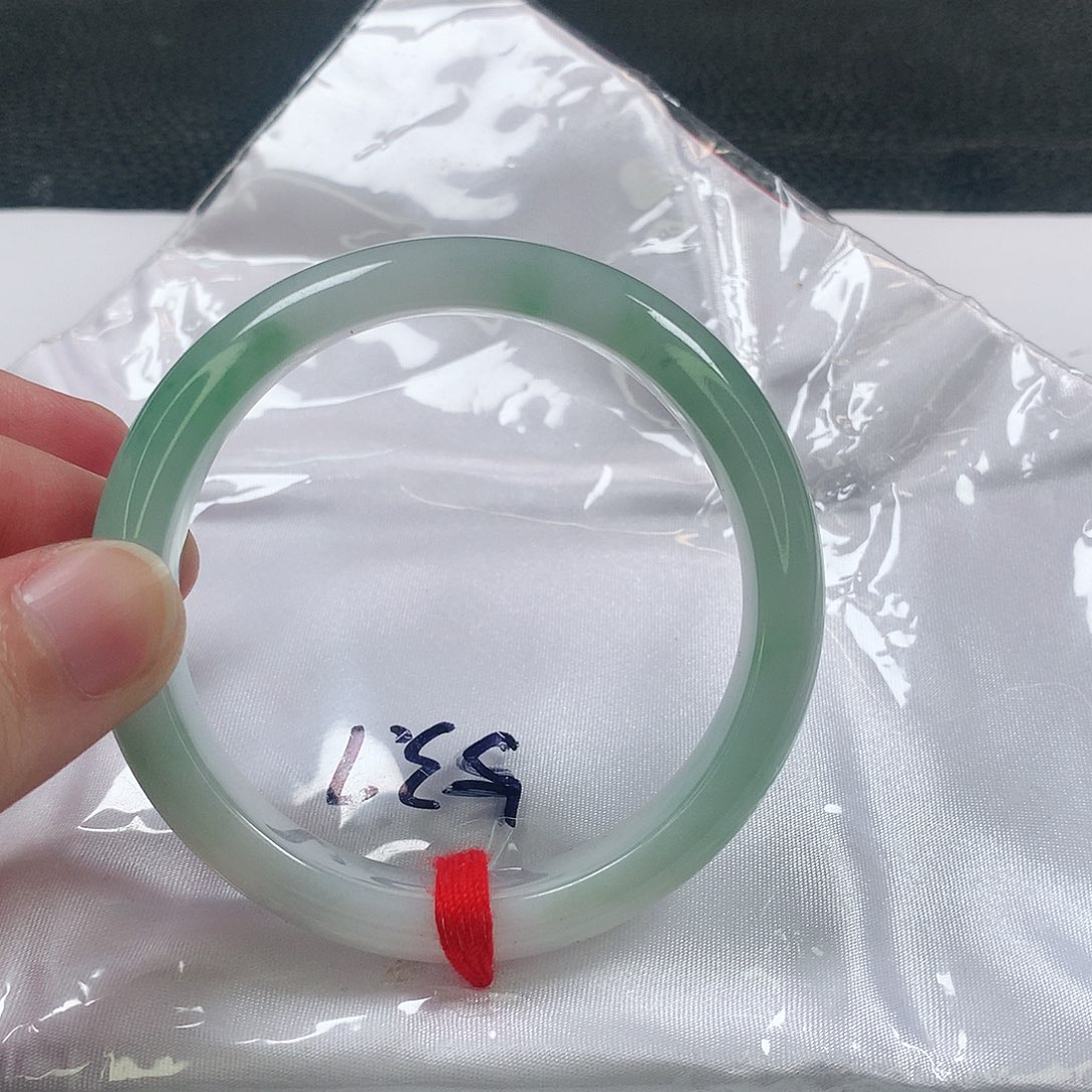 未镶嵌手镯翡翠353