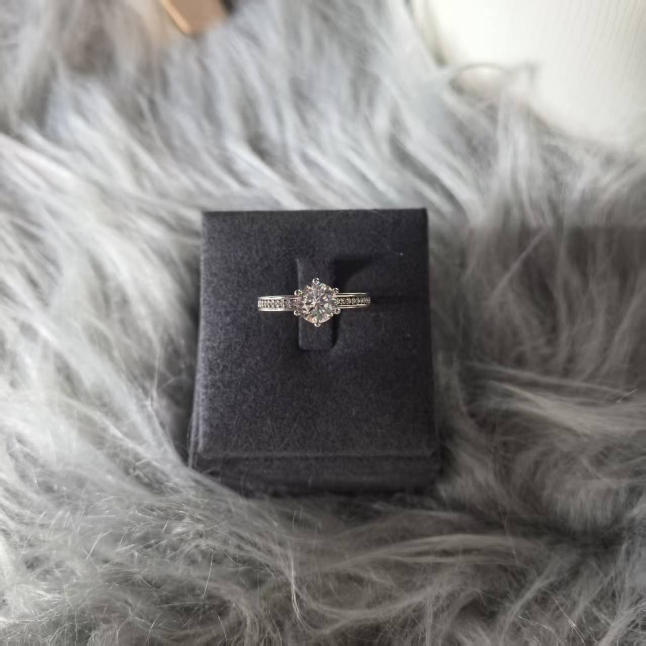 带包装【樱桃定制】许愿池卡家皇后一克拉天花板戒指.F