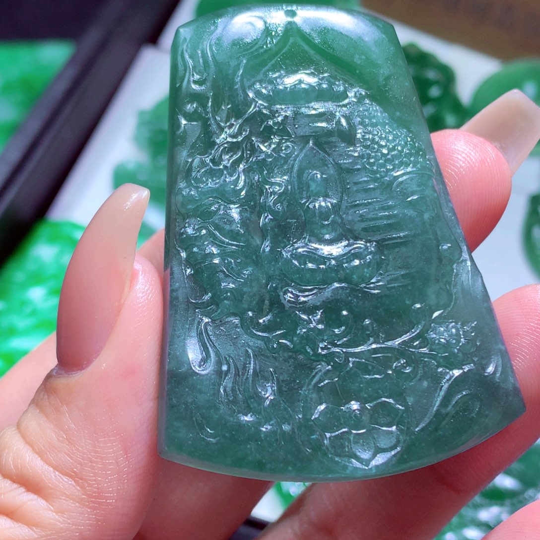 定制翡翠未镶嵌天然缅甸翡翠A货毛货挂件