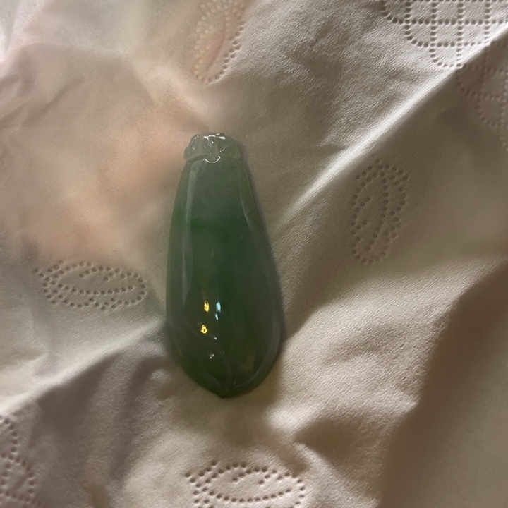 定制翡翠未镶嵌田***飞翡翠定制