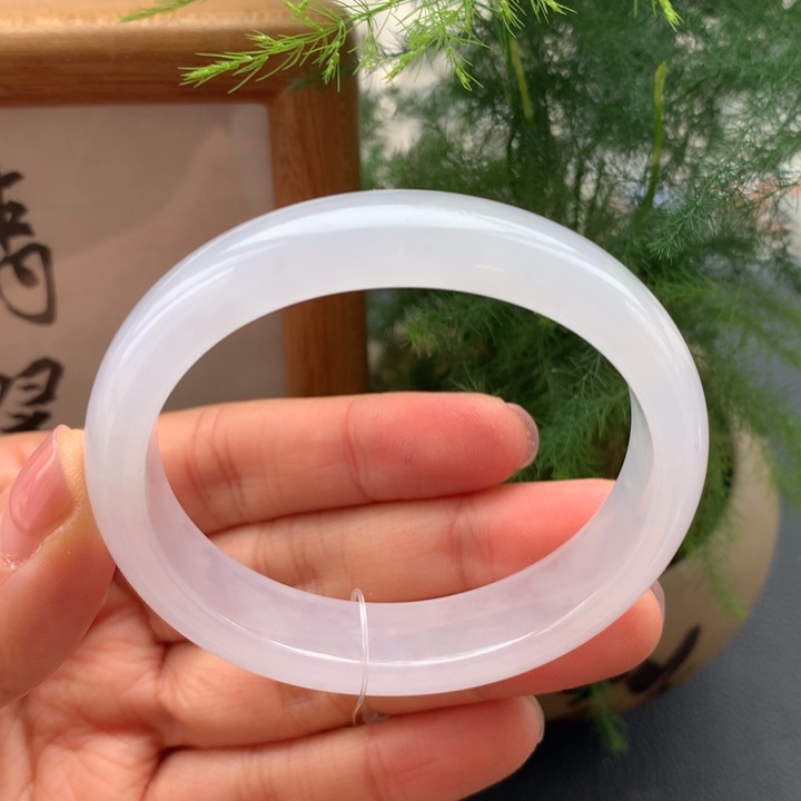 翡翠手镯未镶嵌翡翠手镯贵妃52