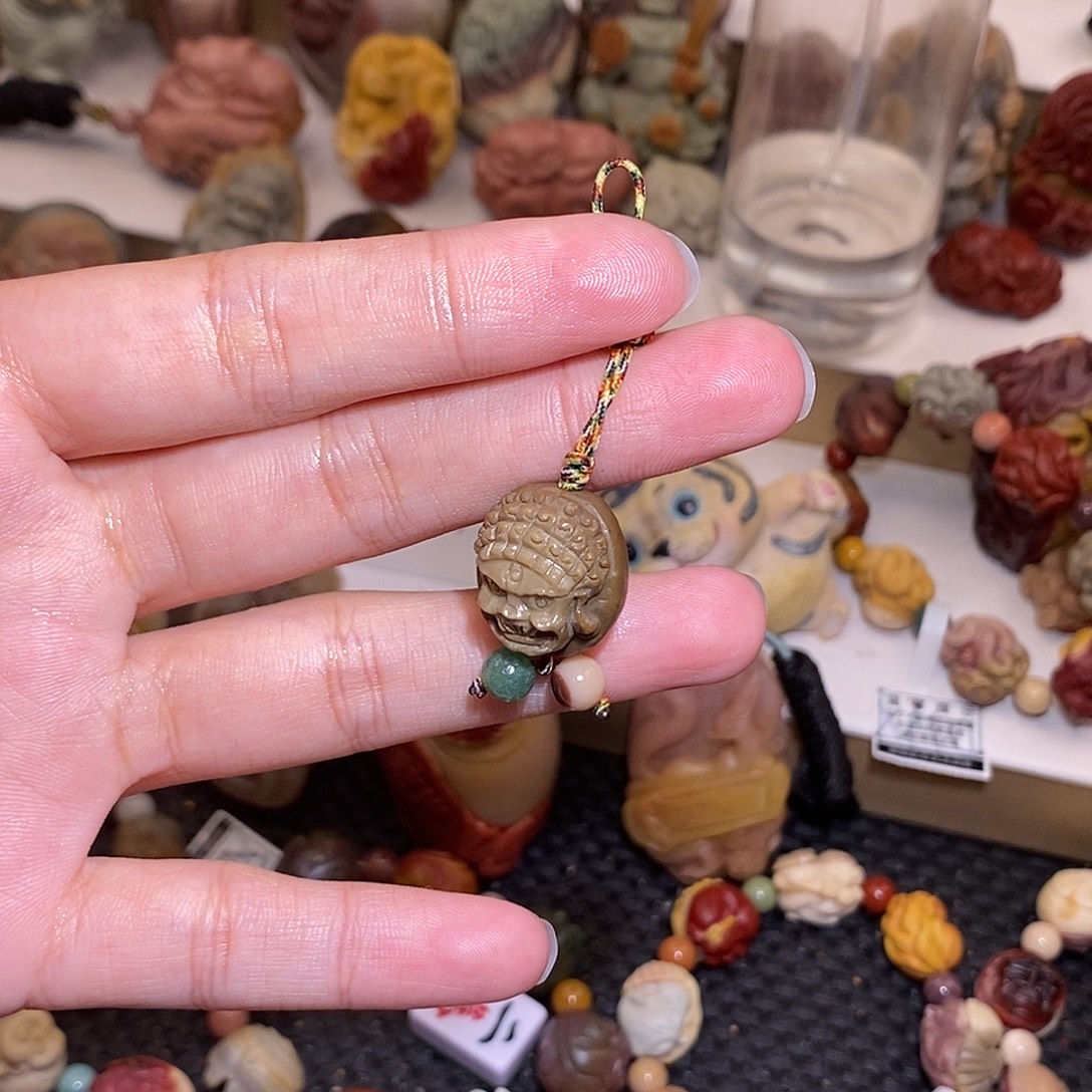 石英质玉（阿拉善玉）未镶嵌手链