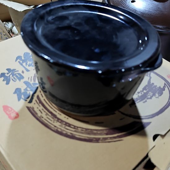 摆件盘子碗茶壶啥都有