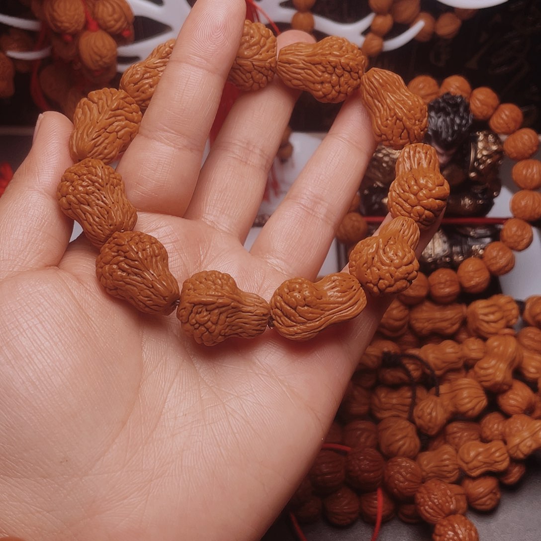 桃核吊坠龙纹桃枭